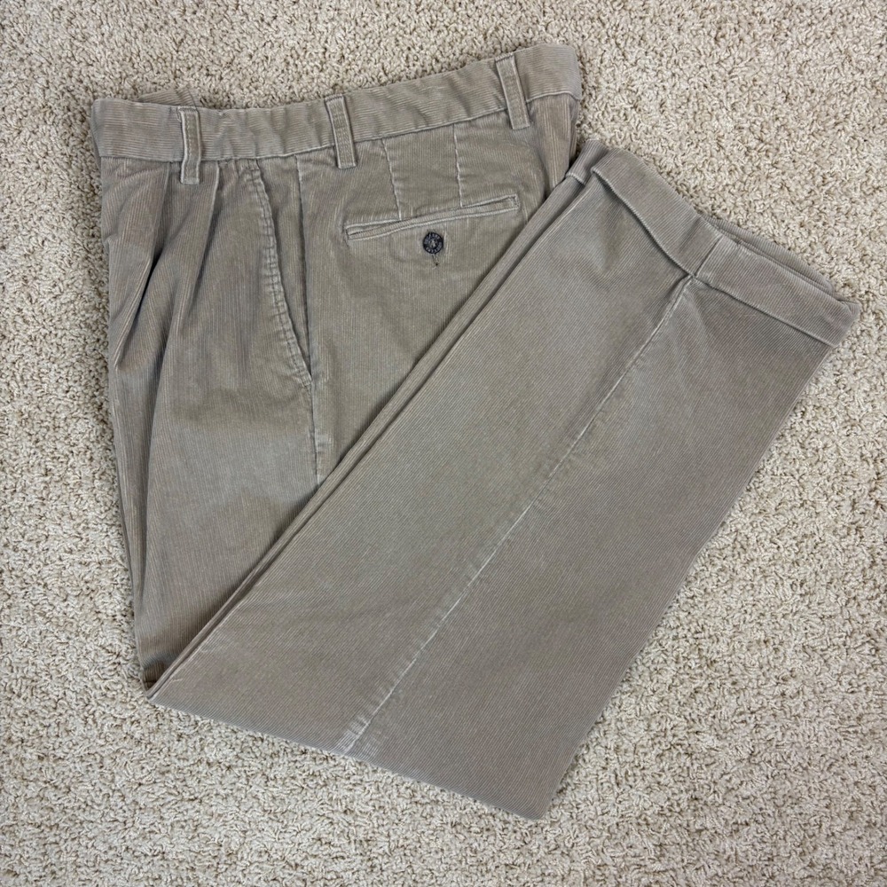 Dockers Mens Khaki Corduroy Pleated Relaxed Fit Pants W32‎ L30 RUN BIG